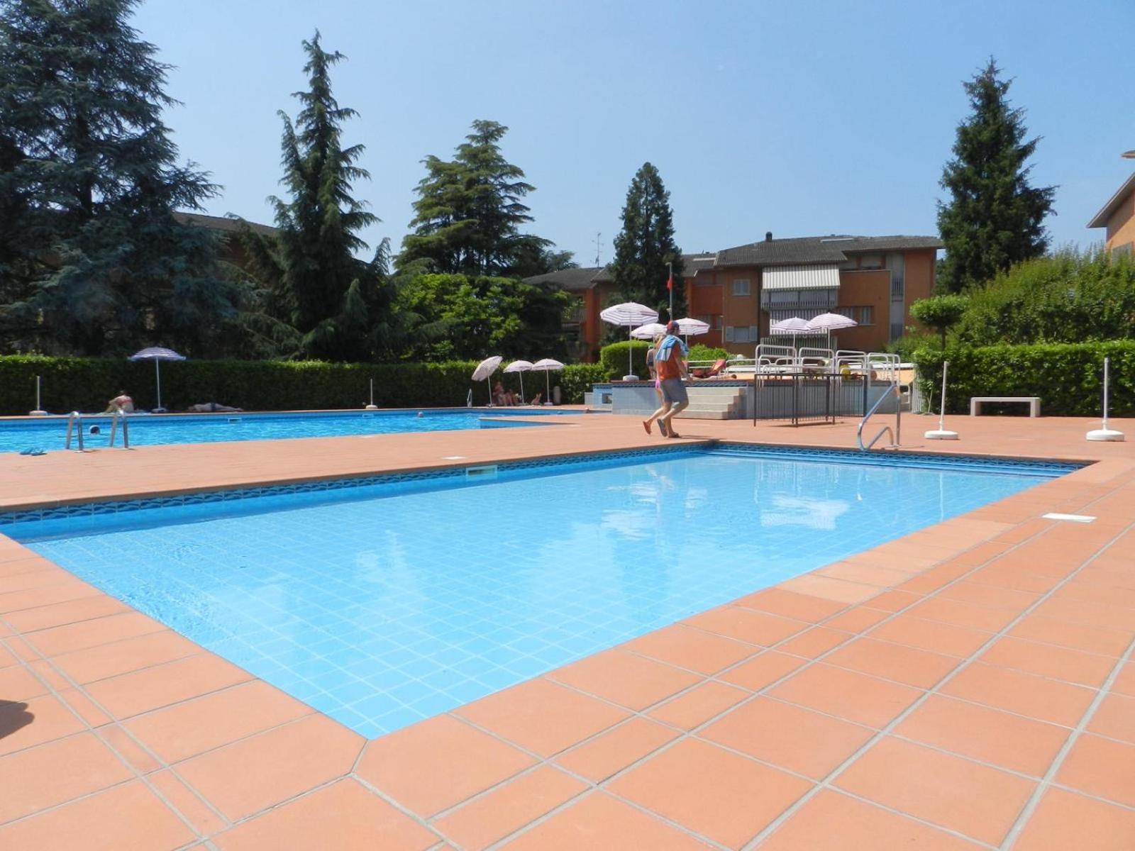 Al Girasole Διαμέρισμα Πεσκιέρα ντελ Γκάρντα Εξωτερικό φωτογραφία